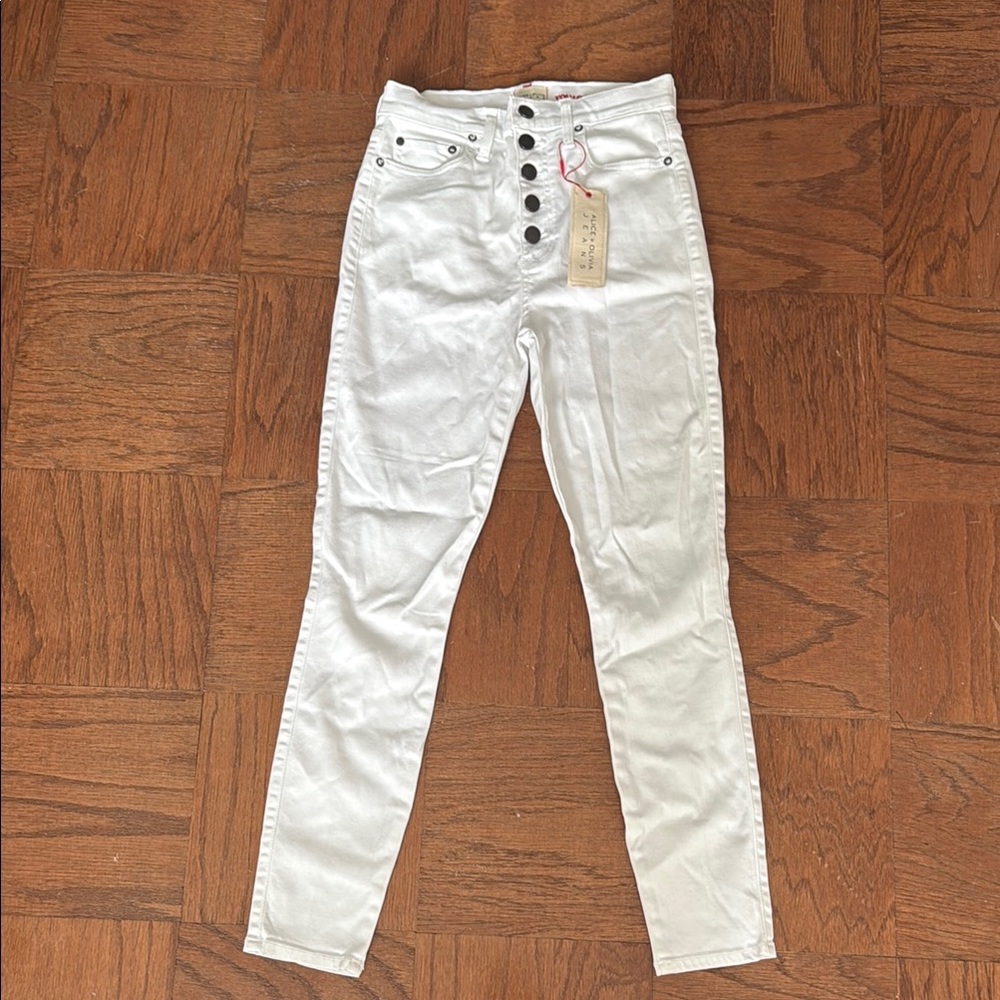 Alice + Olivia White High Skinny Rise White Jeans Size 27  NWT